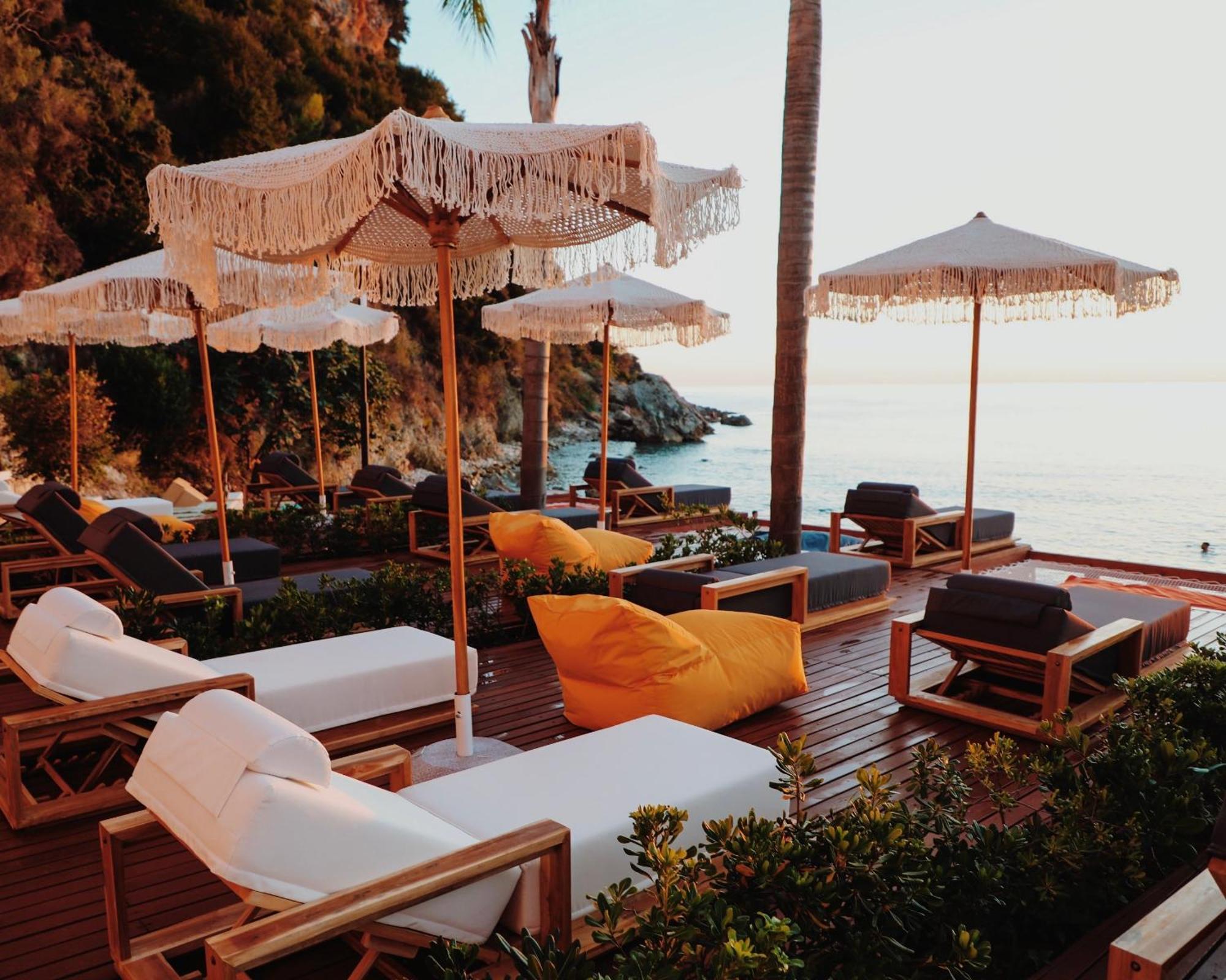 Oniro By Iliria Palace (Adults Only) Himare Exterior foto